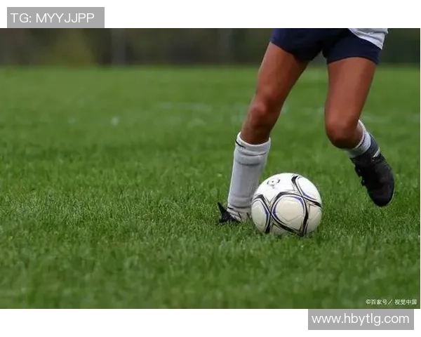 初学者必看踢足球基础技巧与训练方法全解析